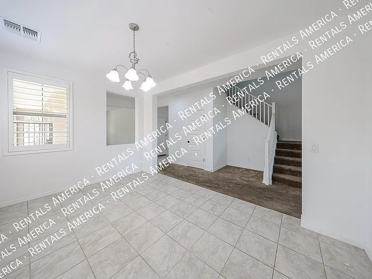 13487 N 174th Ave — Photo 11