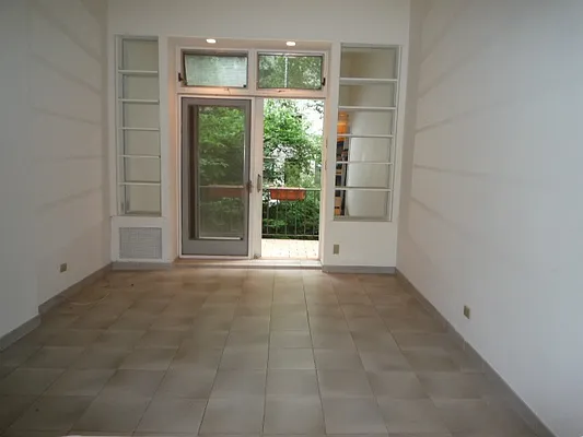 Rented by New Yorker Realty | media 47