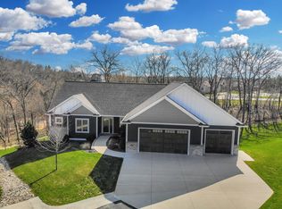 1658 Echo Ridge St SW, Rochester, MN 55902