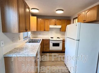 3919 H St #B, Vancouver, WA 98663