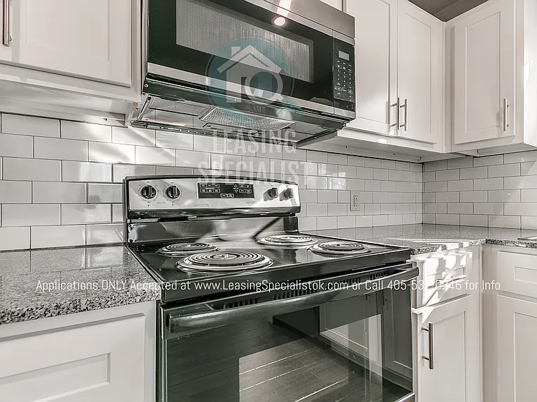 1115 NW 27th St #1115 — Photo 14