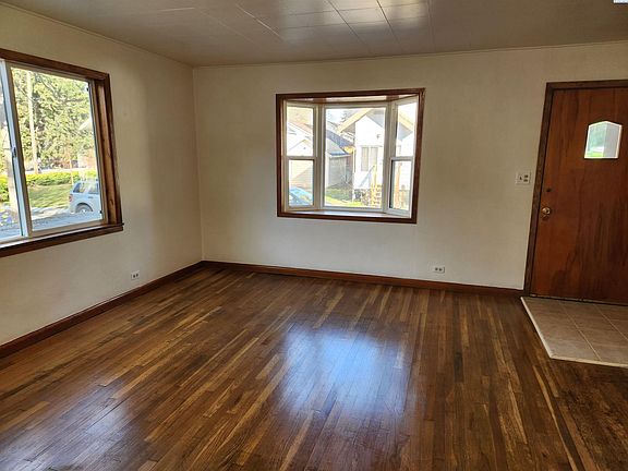 5th image of 204 E Wawawai St