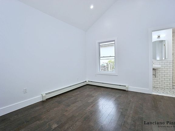 5th image of 9807 Avenue L