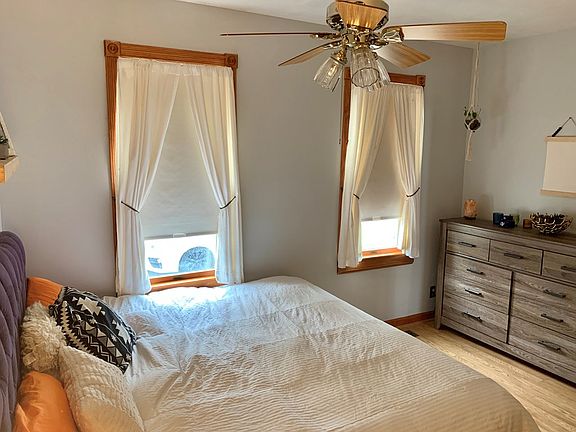 2nd image of 464 Vine St #561/922