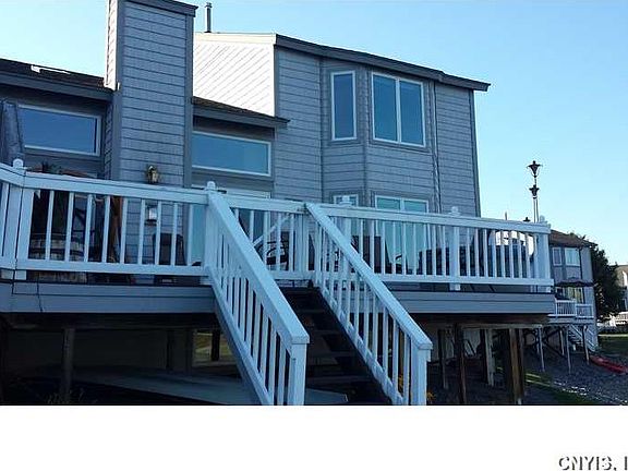 3rd image of 167 Summerhaven Dr S
