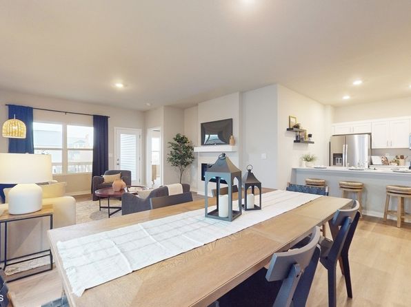 Olsen Plan, Majestic Pointe Twinhomes view 4