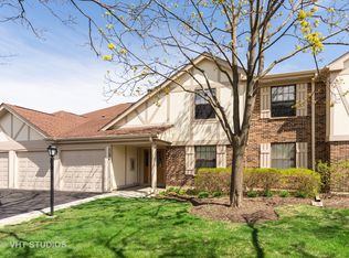 1134 Hawthorne Ct APT A1, Wheeling, IL 60090