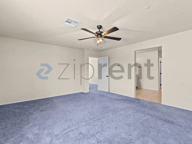4519 Sapphire Moon Ave — Photo 14