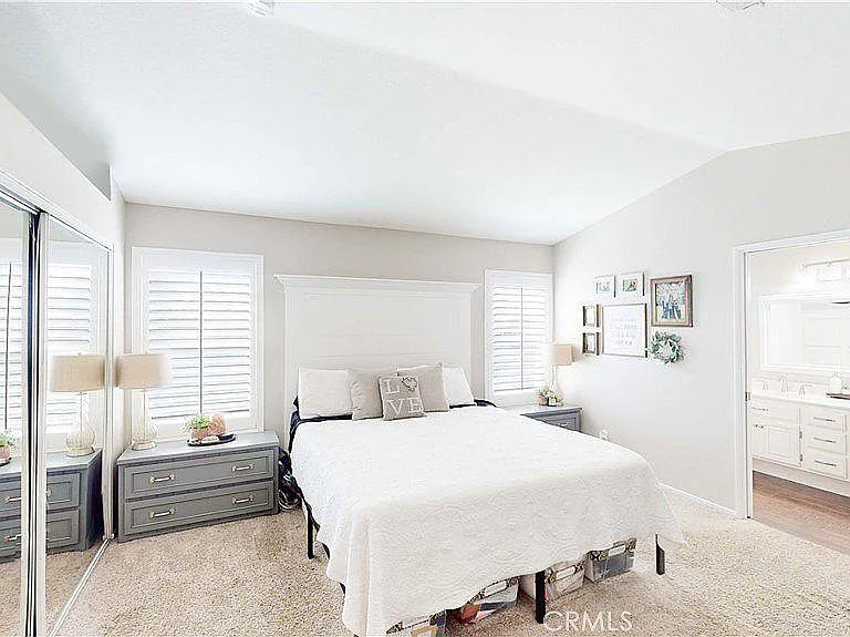 19217 Vintage Woods Dr — Photo 10