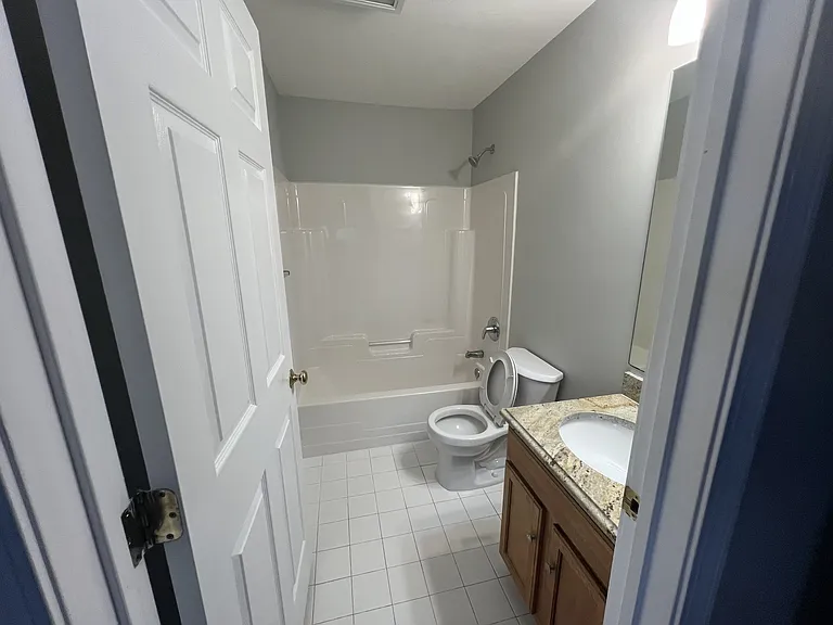 39 Union St #202 — Photo 16