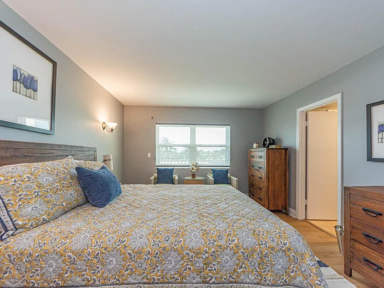 1715 Ocean Dr #3B — Photo 29