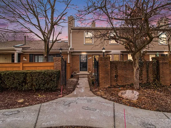 39872 Crosswinds, Novi, MI 48375