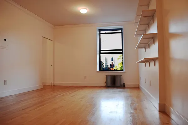 Sold by New York Realty Solutions | media 3