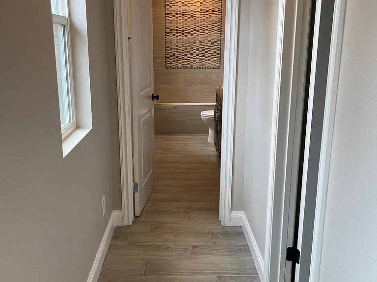 745 W 4th Ave — Photo 28