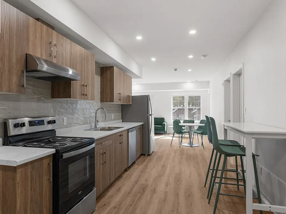 185 Randolph Pl #104