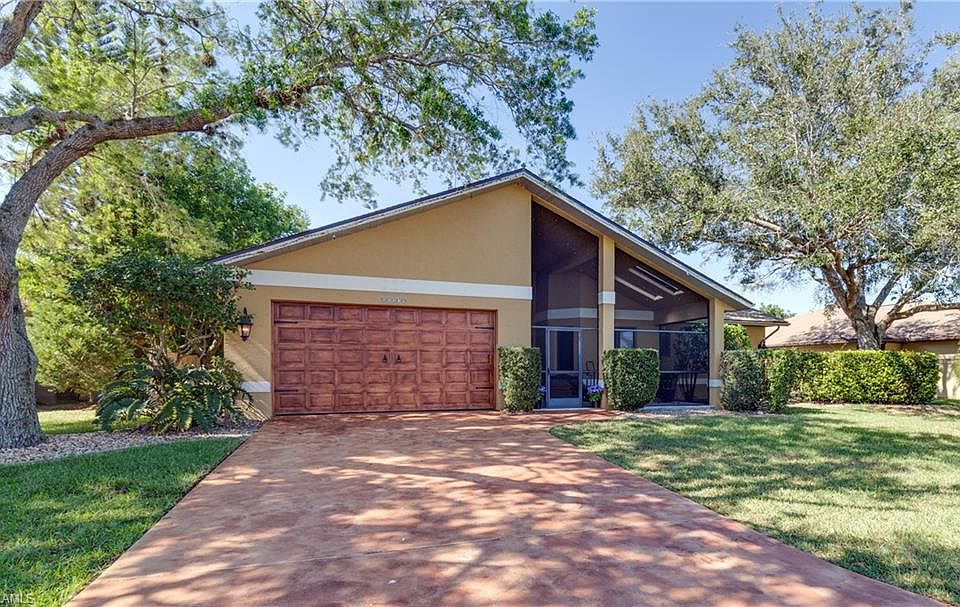 1st image of 15279 Briarcrest Cir