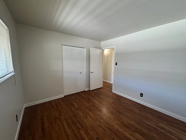 3355 Pierremont Rd — Photo 20