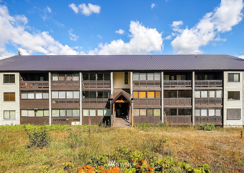1st image of 223 Hyak Drive E #606