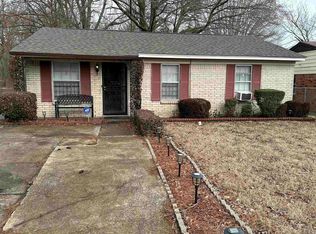 3700 Parakeet Rd, Memphis, TN 38109