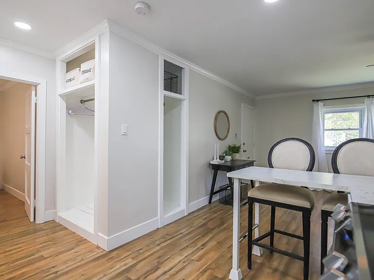 504 Saint John St #2 — Photo 6