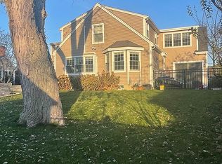 42 Park Ave, Natick, MA 01760