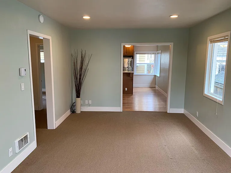 5211 Fauntleroy Way SW — Photo 7