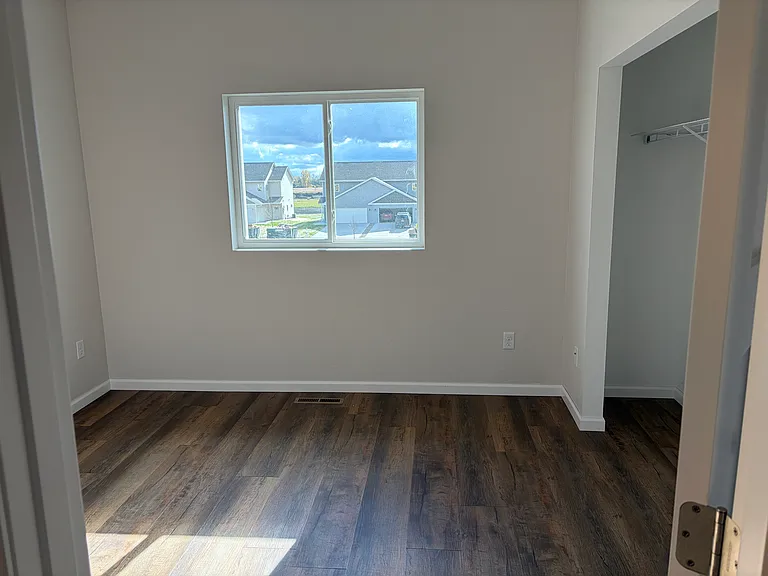 3127 Scotch Ln — Photo 3