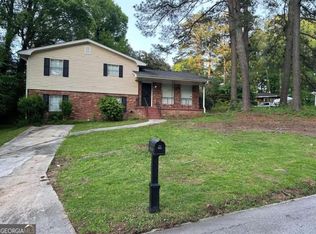 1247 Shoreham Dr, Atlanta, GA 30349