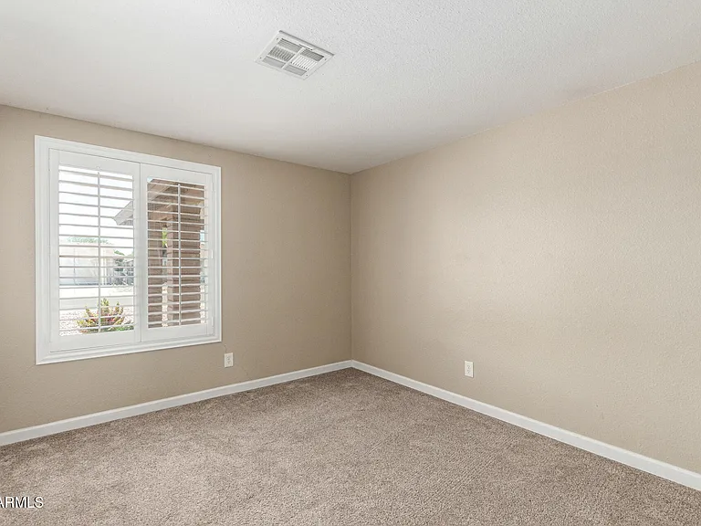 1512 W Mariposa Dr — Photo 13
