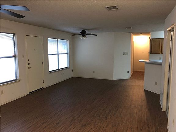 4th image of 8640 Piney Creek Bnd