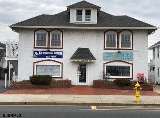 103 N Dorset Ave, Ventnor, NJ 08406