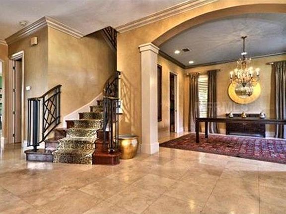 2nd image of 1112 Abbeys Way