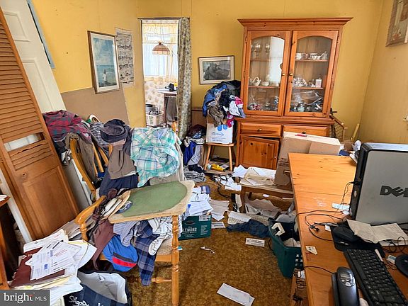 5th image of 132 Oakdale Rd