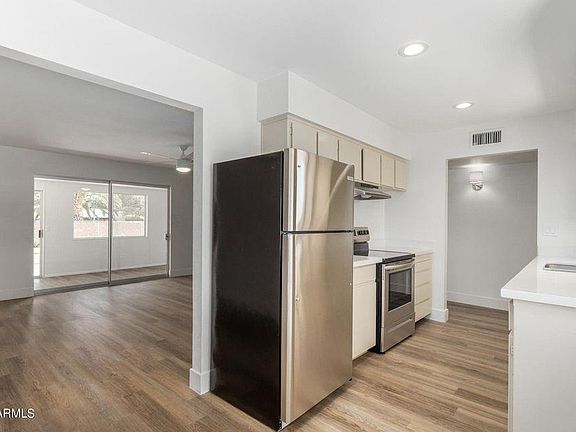 3rd image of 5307 E Boise St