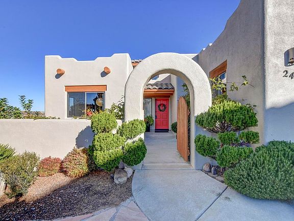 3rd image of 2419 Desert Willow Dr