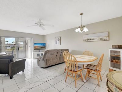 2775 W Dudley Dr W #E, West Palm Beach, FL, 33415