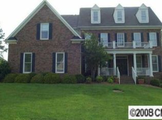 4019 Wallbrook Dr, Matthews, NC 28105