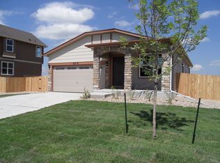 8219 Raspberry Dr, Frederick, CO 80504