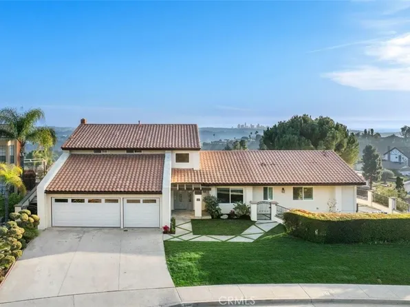 1010 Wolverton Dr, Glendale, CA 91207