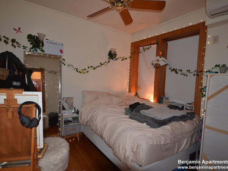 1st image of 97 Myrtle St #10