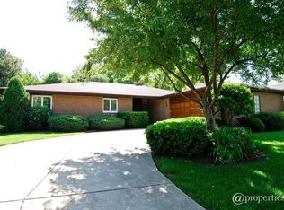3321 Pomeroy Rd, Downers Grove, IL 60515
