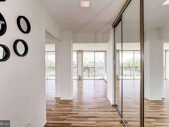 3rd image of 3333 University Blvd W APT 1111
