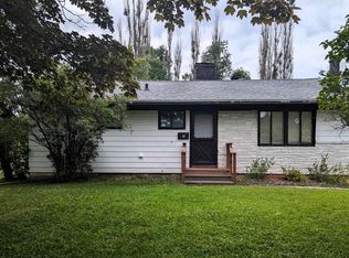 28 James Rd, Silver Bay, MN 55614