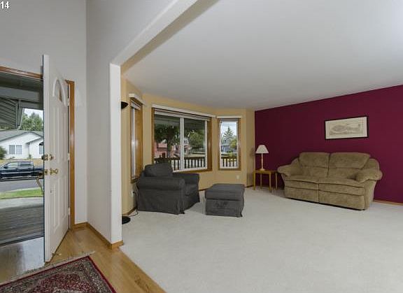 2nd image of 4011 NE 98th St