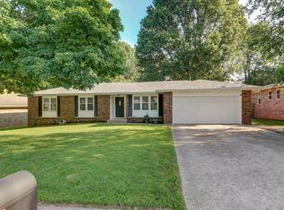 1325 E Lakewood St, Springfield, MO 65804