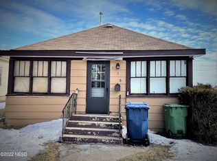 616 2nd St NW, Watertown, SD 57201