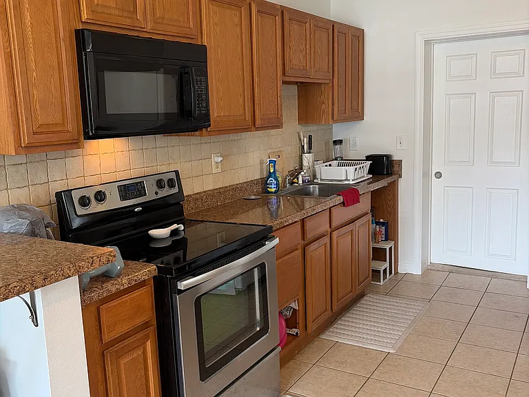 8318 Dahlia Ave — Photo 11