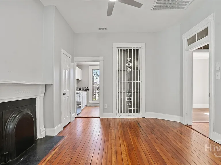 1112 Barnard St #A — Photo 28