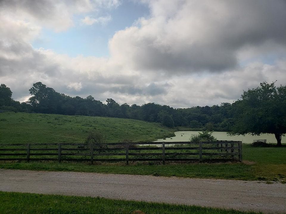 1st image of 256 Bracht Piner Rd
