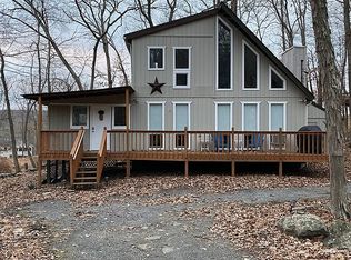 167 Salisbury Rd, Bushkill, PA 18324